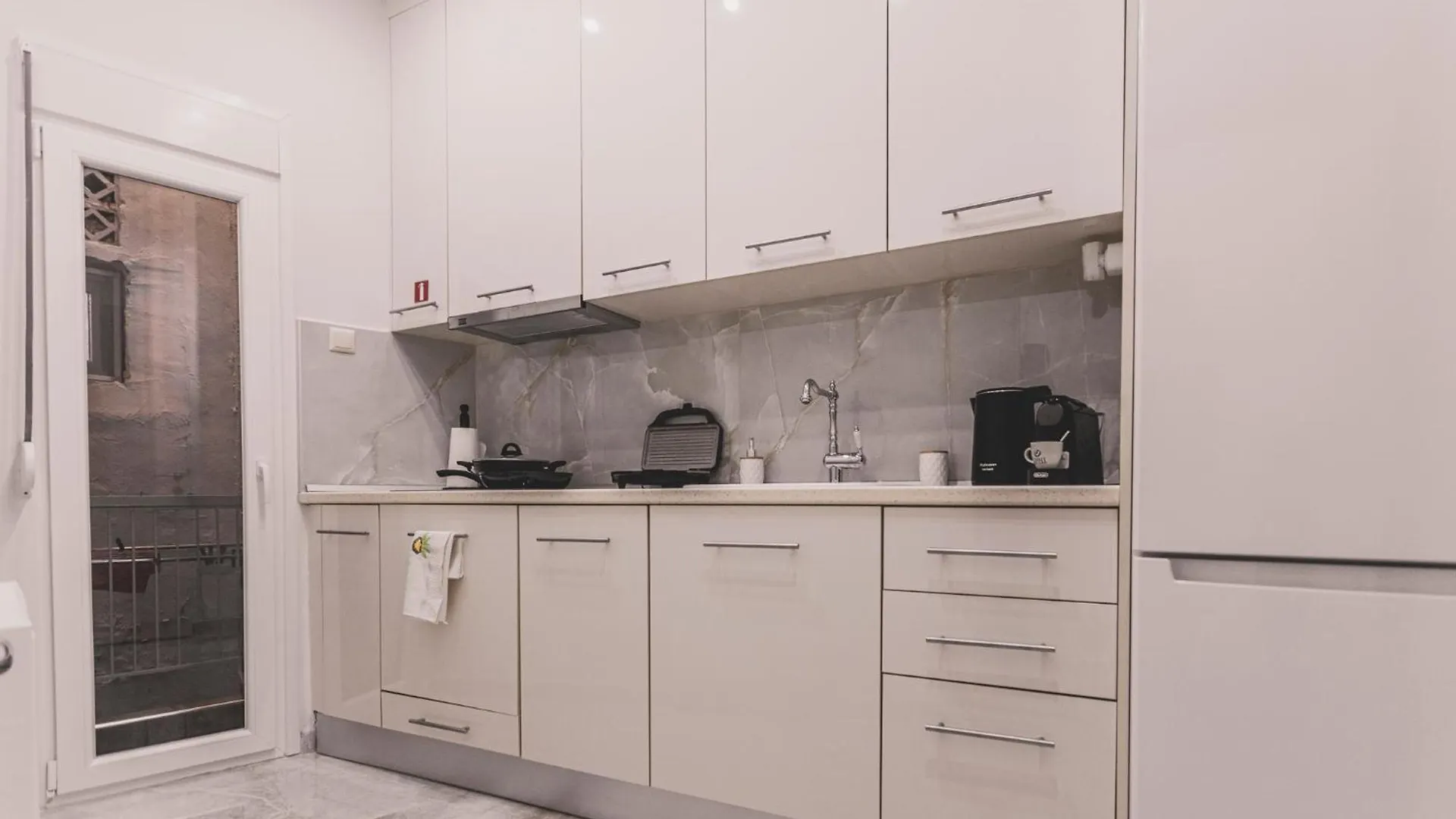 Kartell Luxury Apartment Thessaloniki Center 0*,  Griechenland